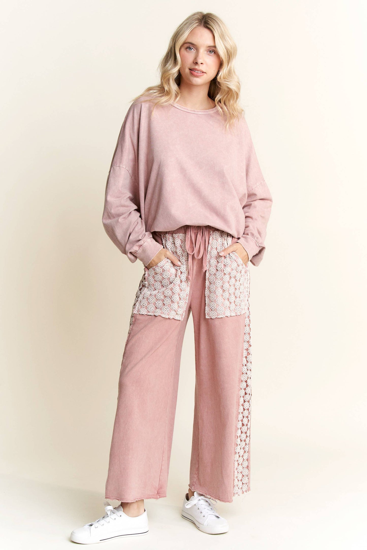 MineralWash Floral Daisy trim Pants HP5794