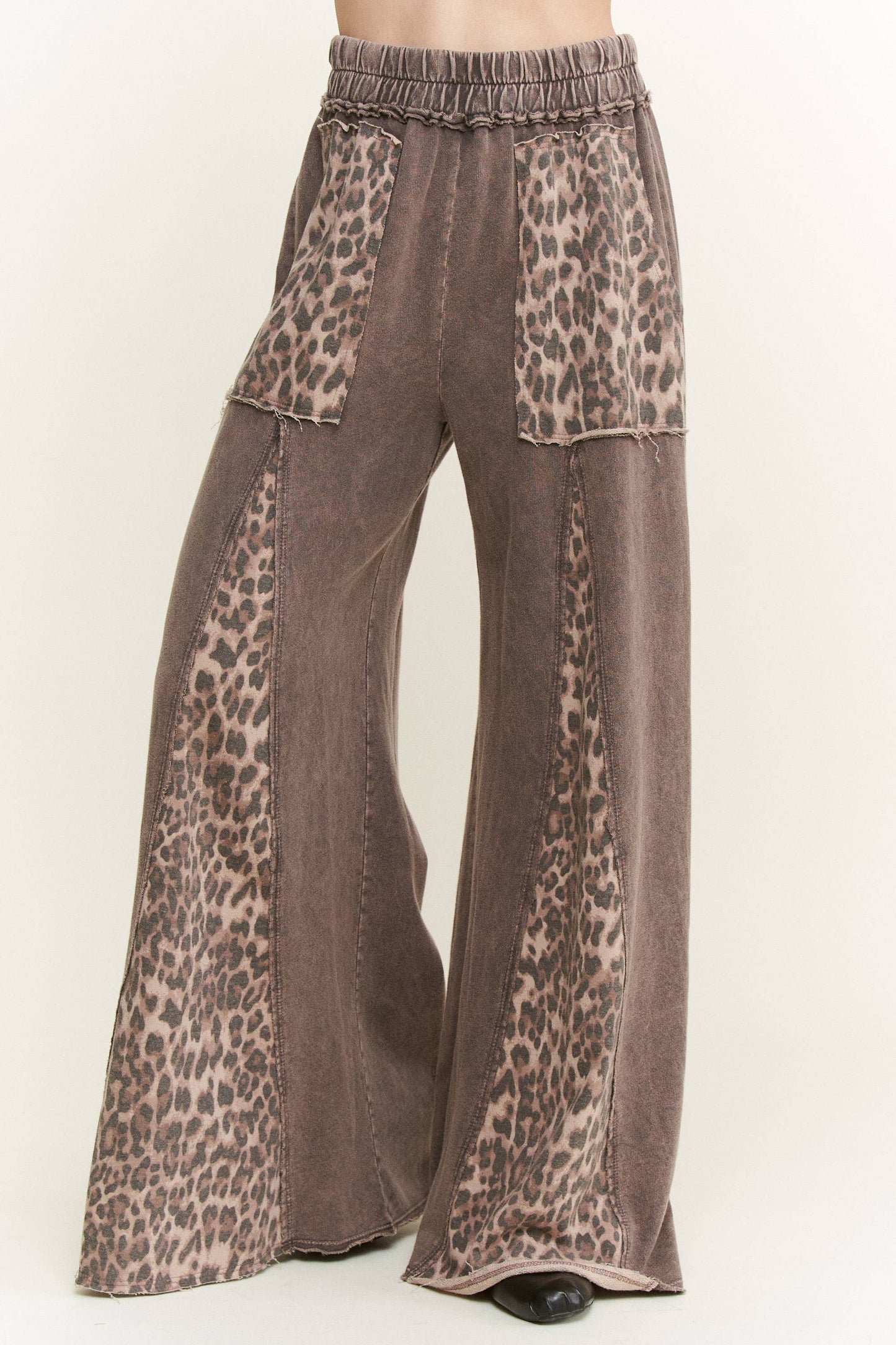 Mineral Washed Leopard Animal Print Flare Pants HP5783P1