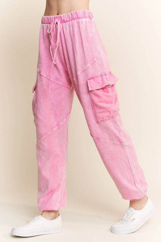 Mineral Wash Cargo pocket detail Joggers