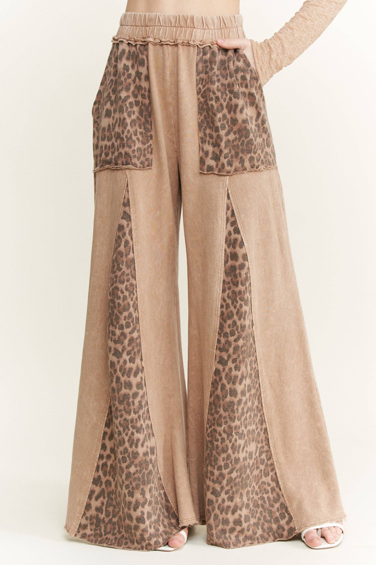 Mineral Washed Leopard Animal Print Flare Pants HP5783P1