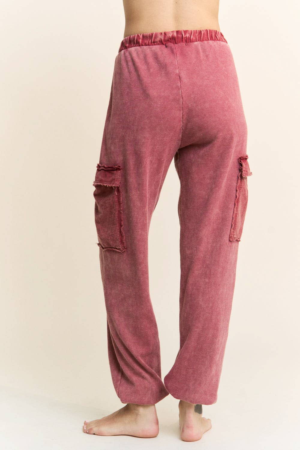 Mineral Wash Cargo pocket detail Joggers
