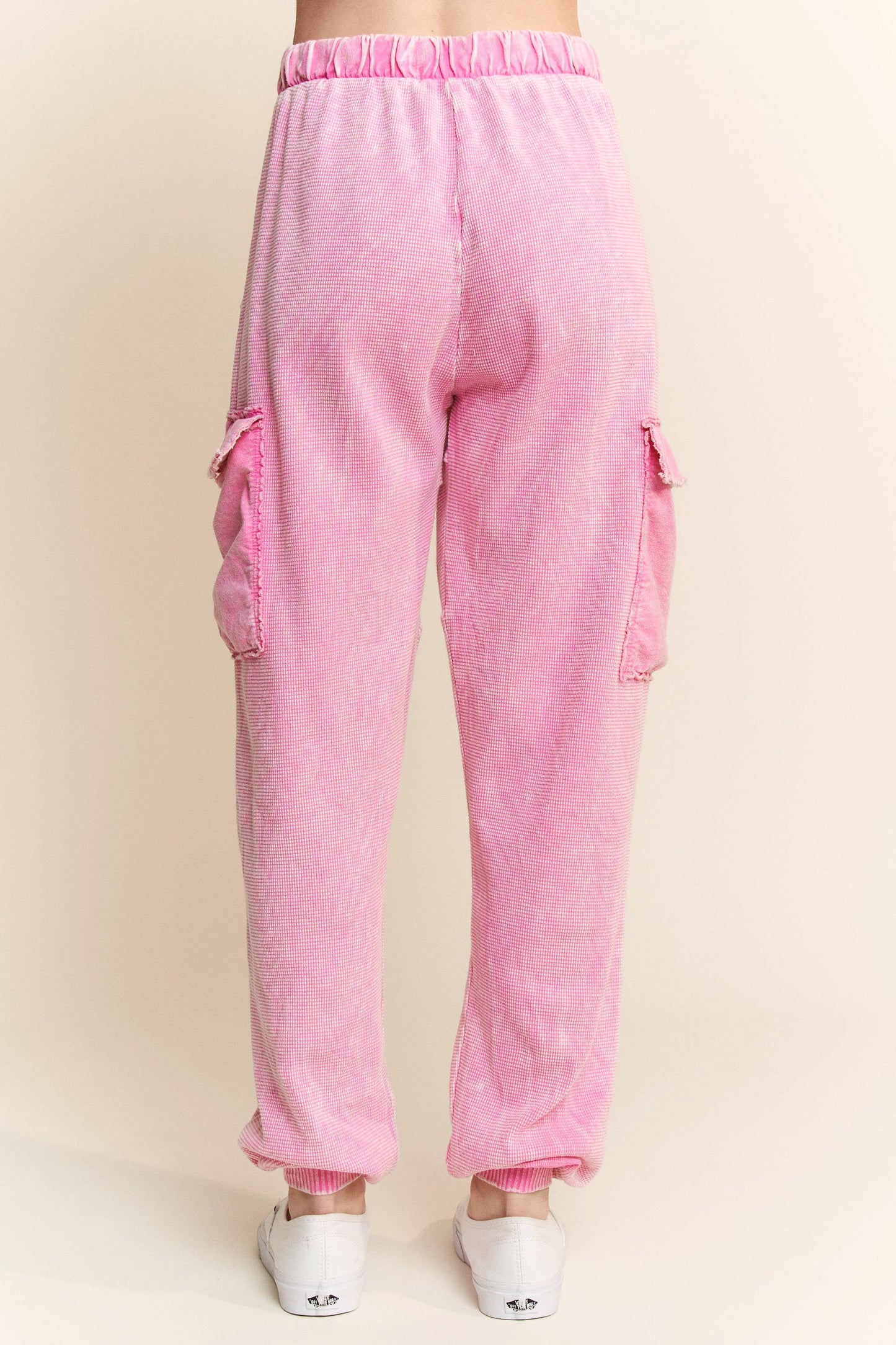 Mineral Wash Cargo pocket detail Joggers