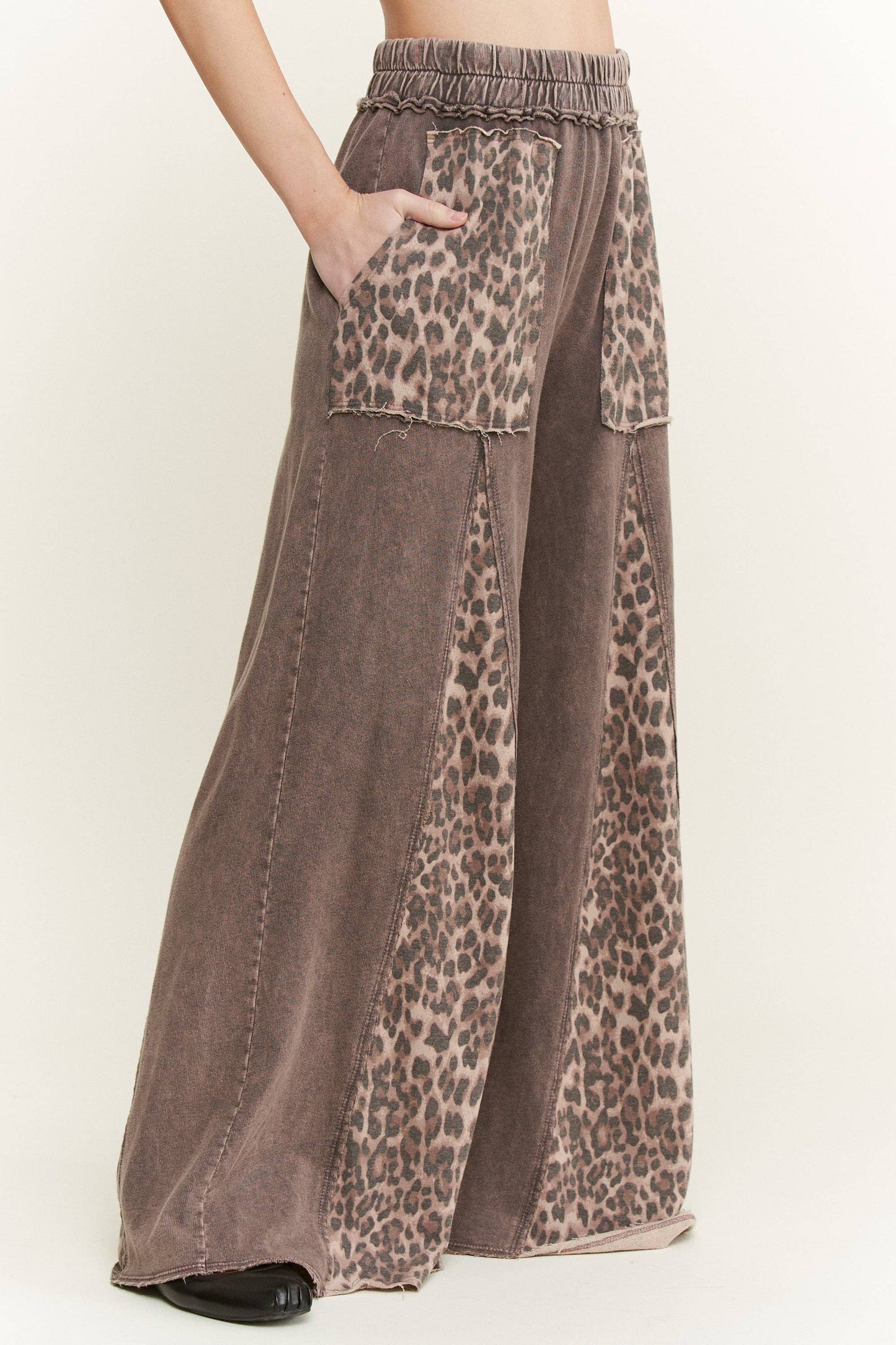 Mineral Washed Leopard Animal Print Flare Pants HP5783P1