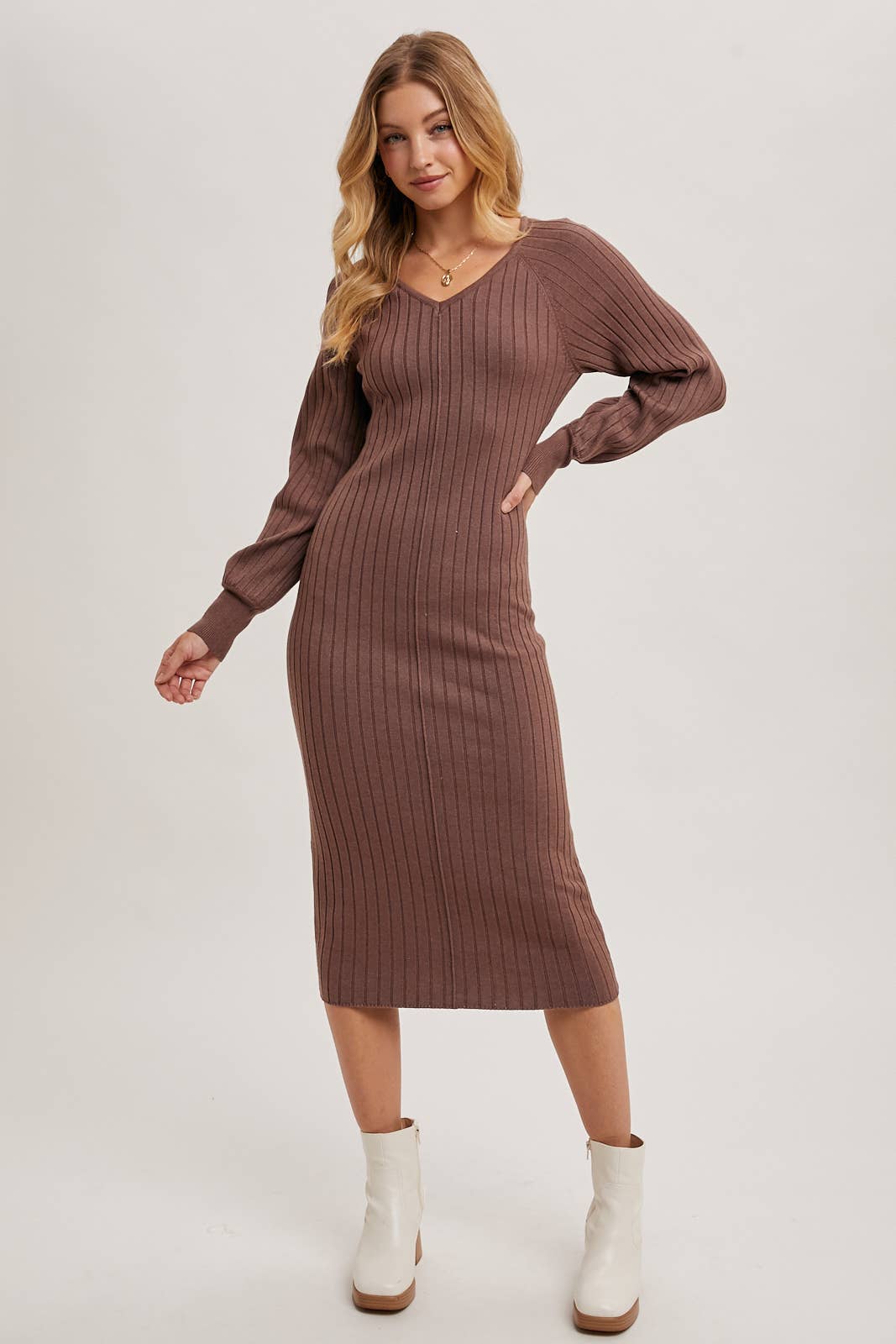 V-NECK RIBBED KNIT SWEATER MIDI DRESS