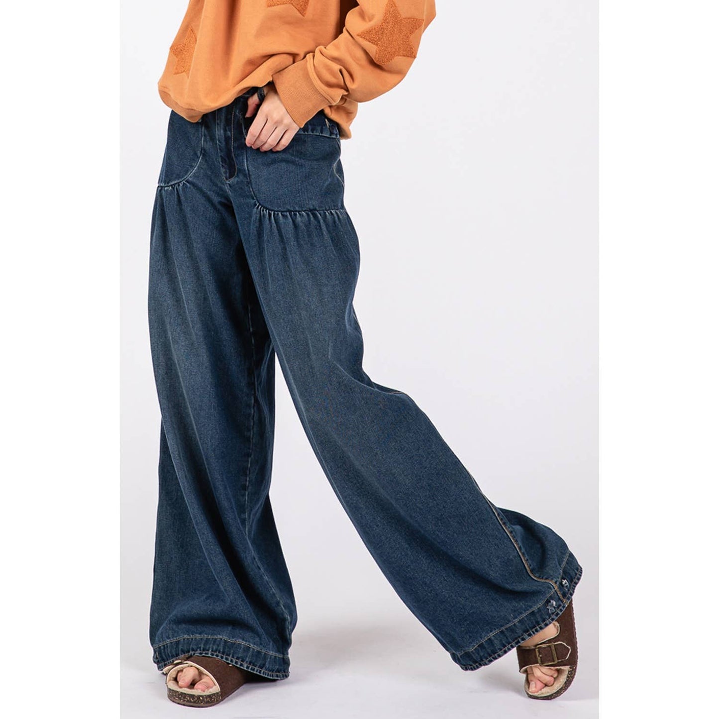 MID-RISE BALLOON DENIM JEANS WITH POCKETS