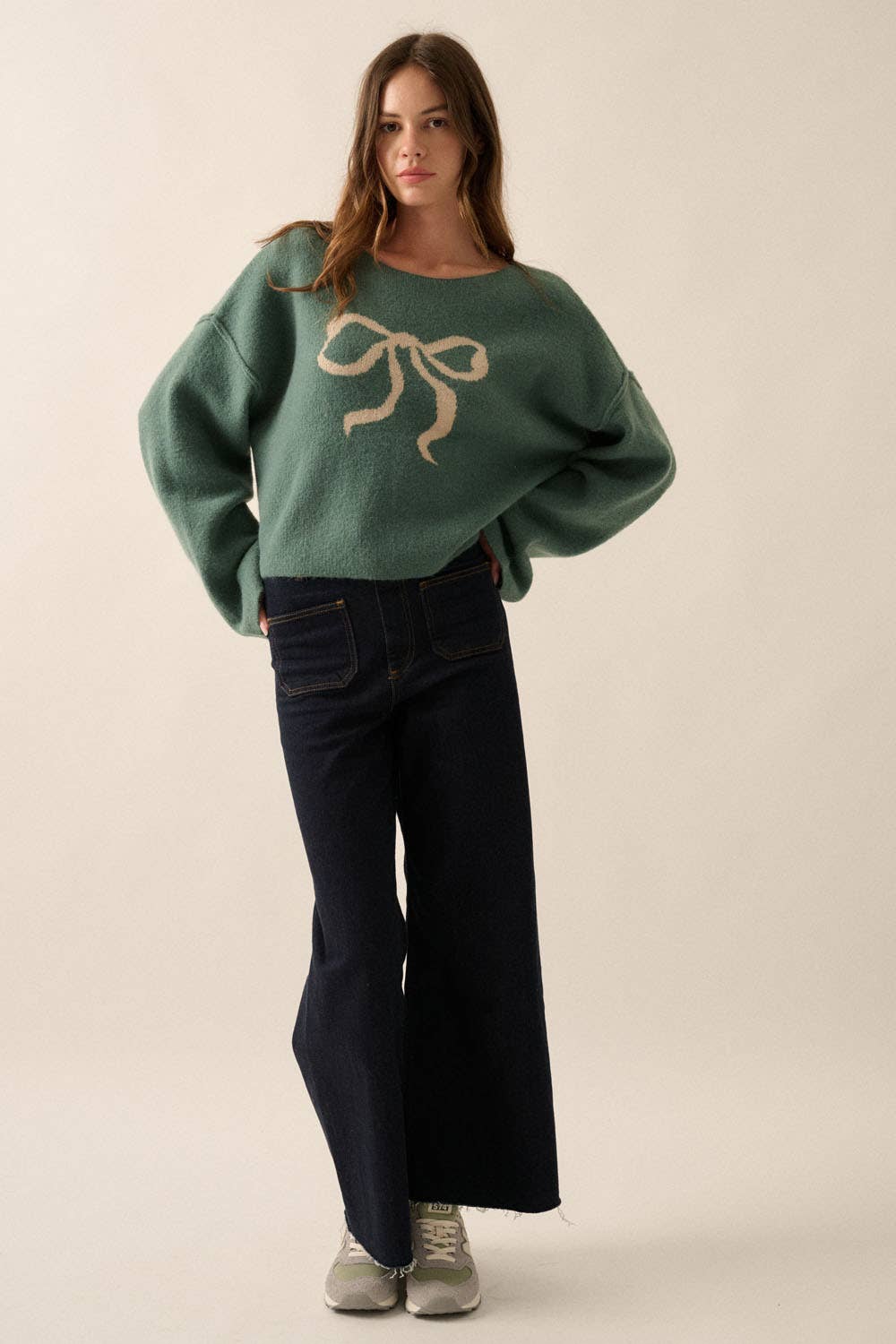 Solid Contrasting Ribbon-Bow Knit Sweater
