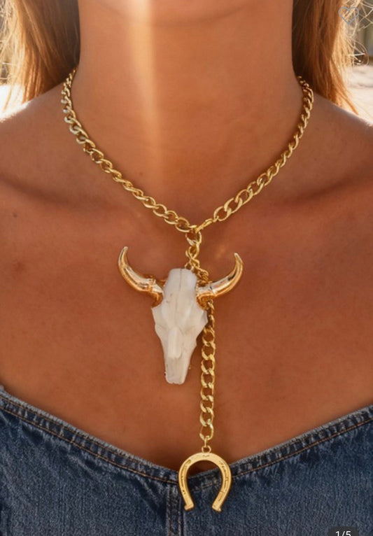 Western Large Bull Head Necklace
